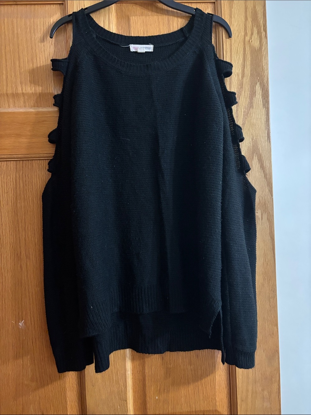 Black Cold-Shoulder Knit Sweater - Women